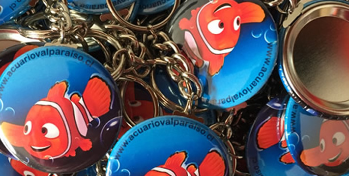 Chapitas tipo llavero personalizadas con imagen de NEMO